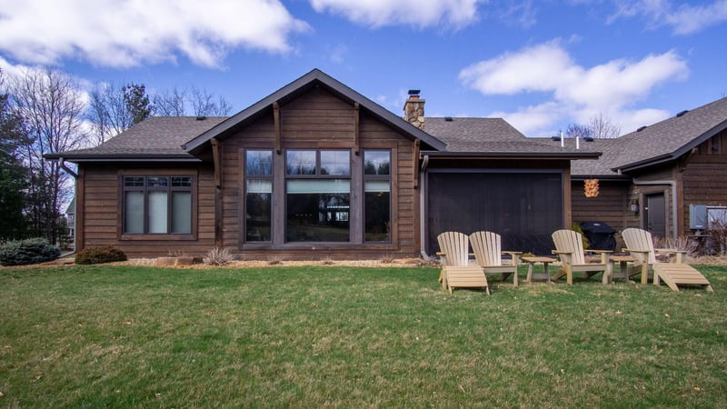 W13230 Golf View Dr, Osseo, WI 54758