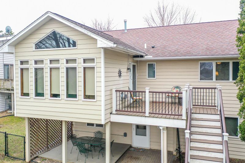 1202 Lia Dr, Northfield, MN 55057