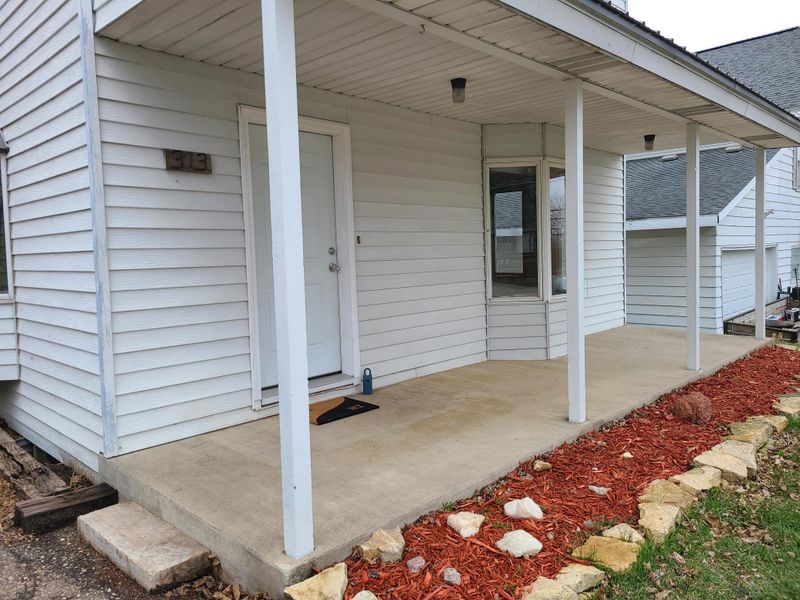 313 2nd Ave NE, Byron, MN 55920