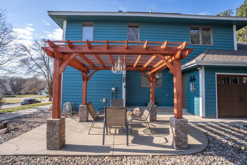 2609 Meadowrose Blvd, Saint Cloud, MN 56301