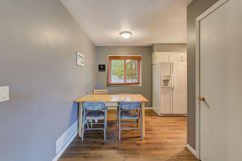 5 103rd Ave NW, Coon Rapids, MN 55448