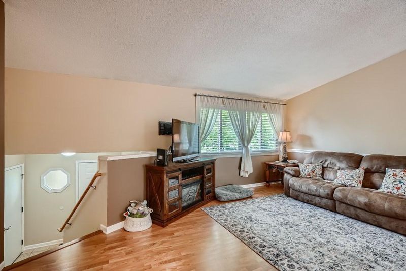 4176 W 136th St, Savage, MN 55378