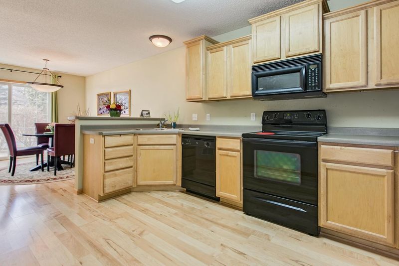 5497 Bristol Pa, Inver Grove Heights, MN 55076