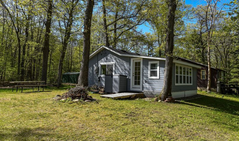 8303 Hiawatha Ave, Brainerd, MN 56401