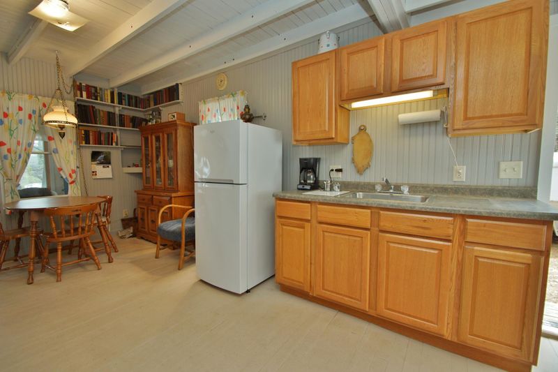 N2994 Lakeview Dr, Sarona, WI 54870