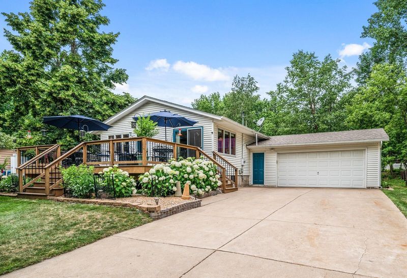 21190 Iverson Ave N, Forest Lake, MN 55025