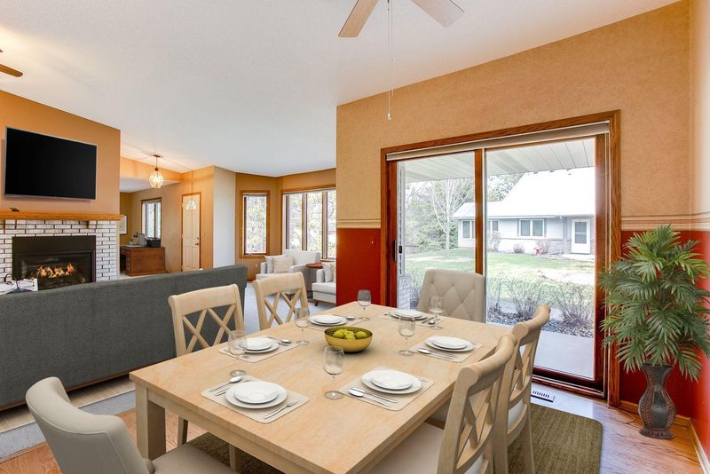 2537 Sumac Cir, White Bear Lake, MN 55110