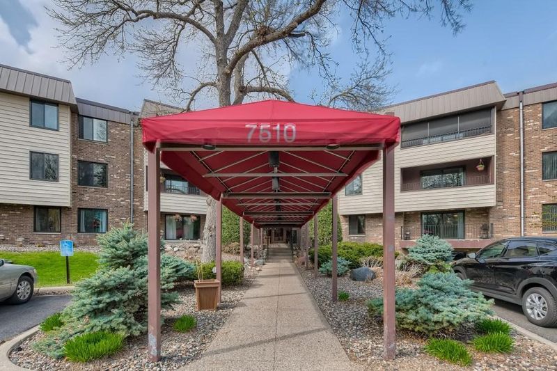 7510 Cahill Rd #101B, Edina, MN 55439