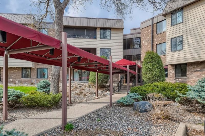 7510 Cahill Rd #101B, Edina, MN 55439