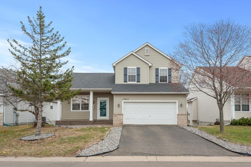 17615 48th Pl N, Plymouth, MN 55446