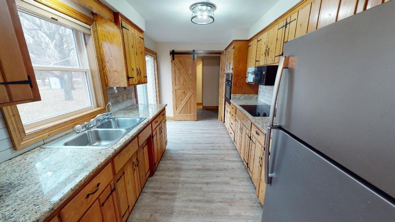 208 N 4th St, Kerkhoven, MN 56252