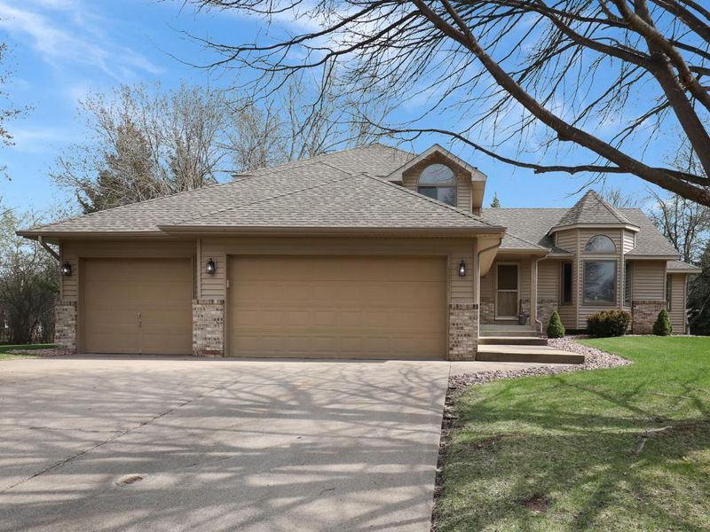 3331 Edinbrook Ct, Brooklyn Park, MN 55443