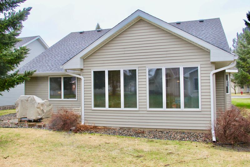 2527 Woodridge Ln, Brainerd, MN 56401