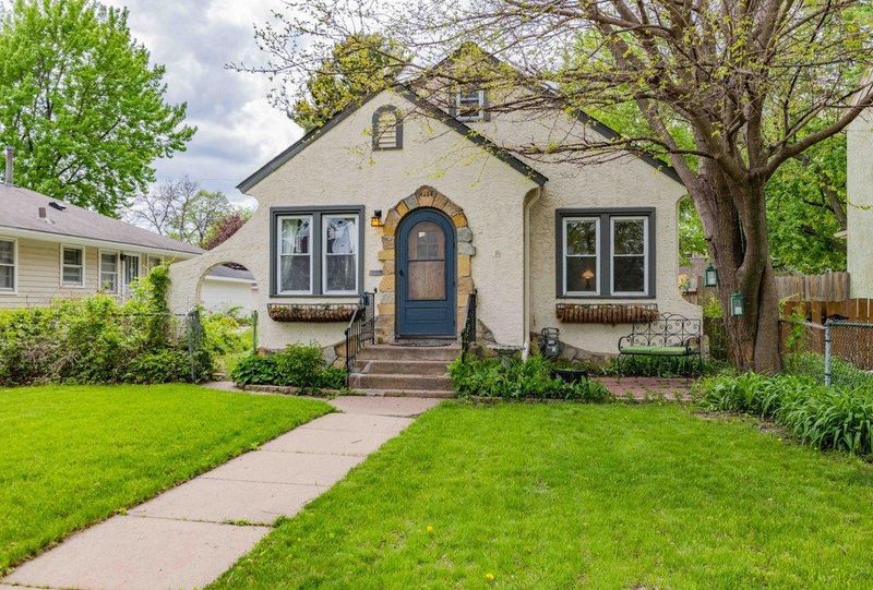 4223 Sheridan Ave N, Minneapolis, MN 55412