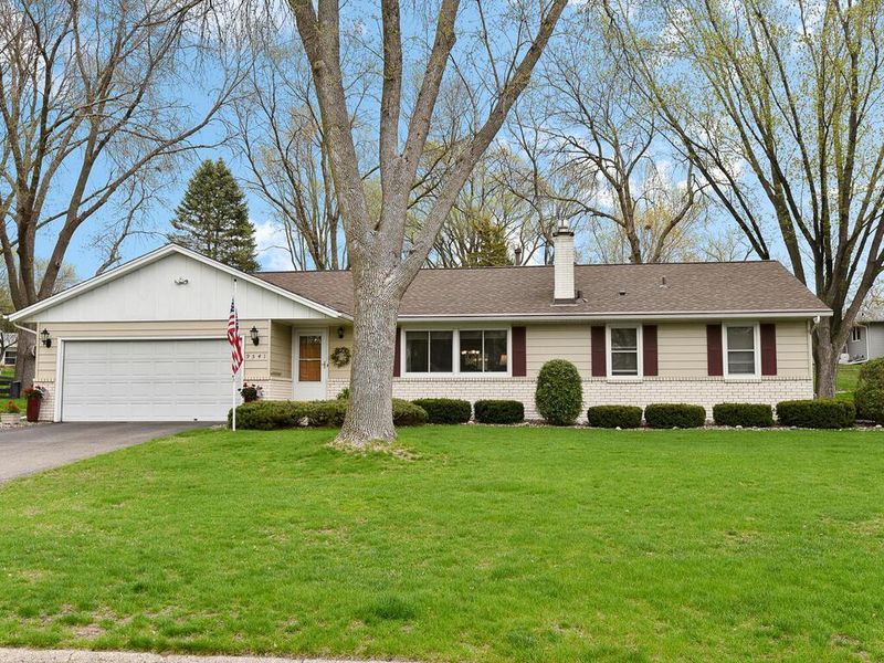 9541 Russell Ave S, Bloomington, MN 55431