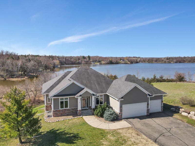 6241 Hidden Ln E, South Haven, MN 55382