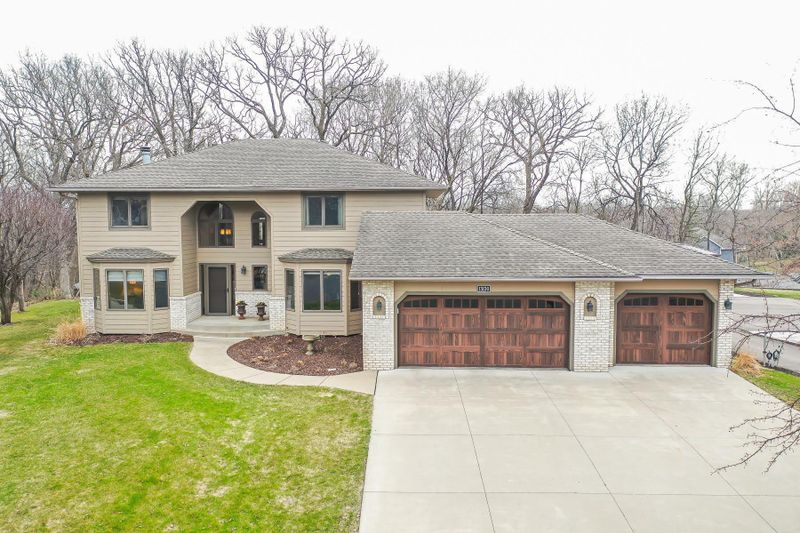 13130 Galleria Pl, Apple Valley, MN 55124