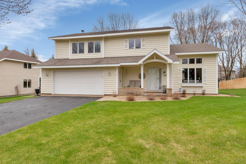 1912 Shannon Dr, Saint Cloud, MN 56301
