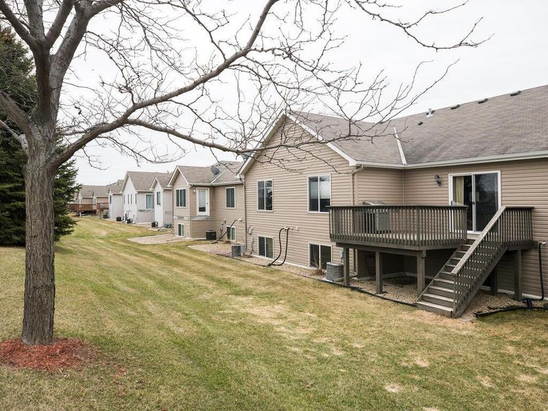 10444 64th Way, Albertville, MN 55301