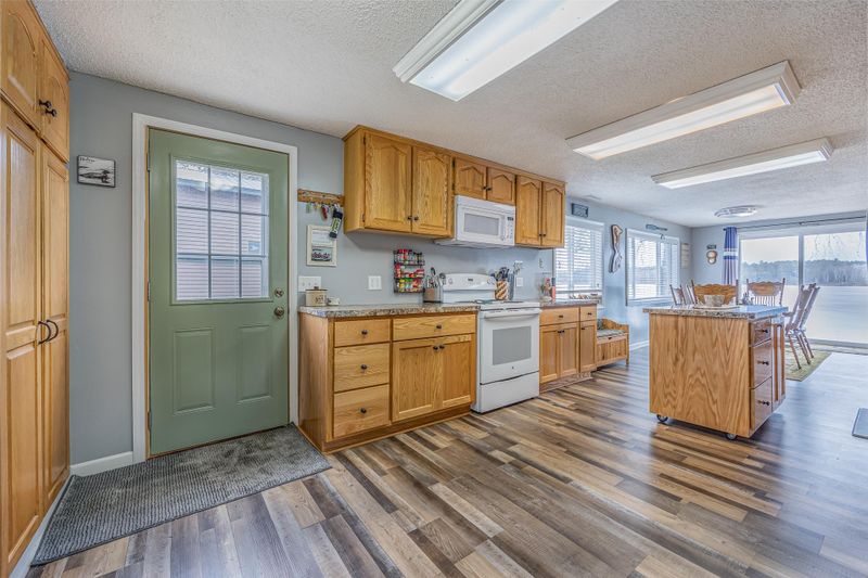 2225 State 84 NW, Longville, MN 56655