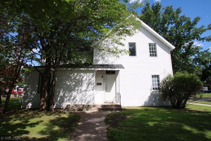 626 8th Ave S, Saint Cloud, MN 56301