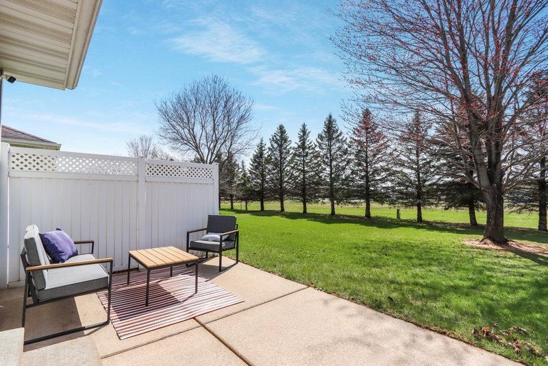 3410 E Meadows Pl, Eau Claire, WI 54701