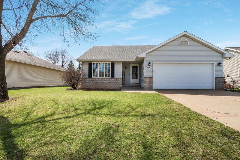 3410 E Meadows Pl, Eau Claire, WI 54701