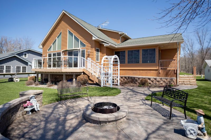 50390 Bayside Ave, Rush City, MN 55069