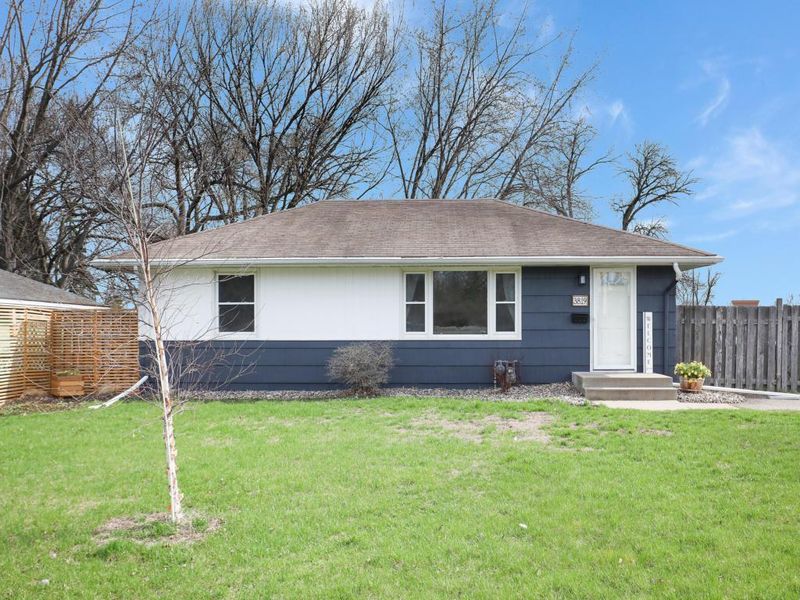 3819 Baillif Pl, Bloomington, MN 55431