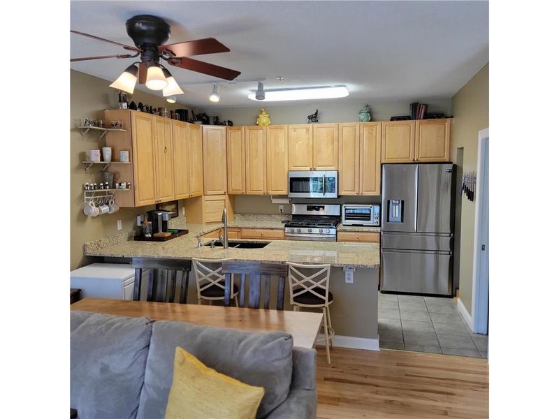 648 Willoughby Way W, Minnetonka, MN 55305