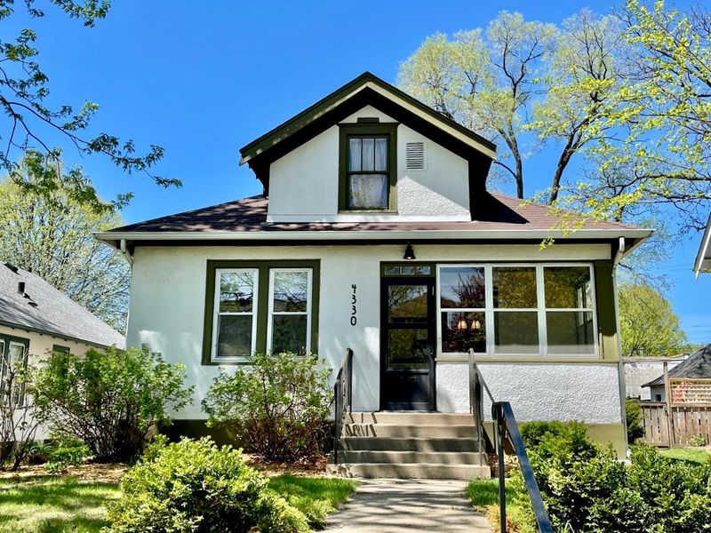 4330 1st Ave S, Minneapolis, MN 55409