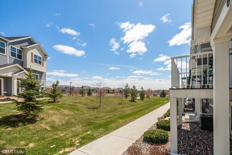 9575 Jefferson Dr #2, Chanhassen, MN 55317