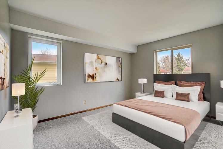 983 Hammer Ave, Saint Paul, MN 55106