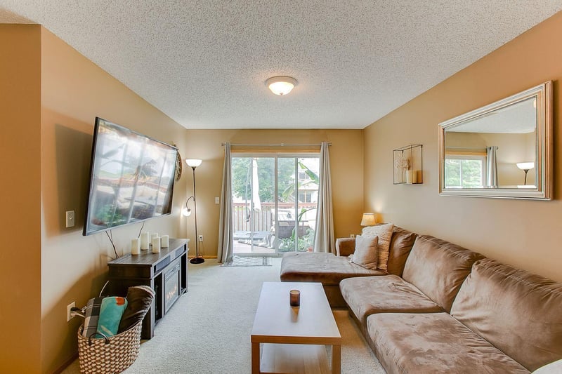 15212 Fluorine St NW, Andover, MN 55303