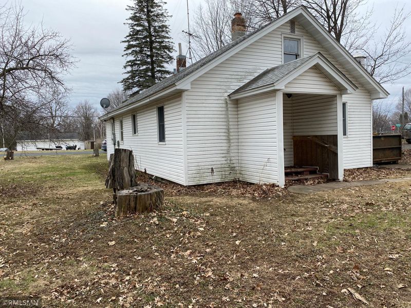 205 E 1st Ave, Luck, WI 54853