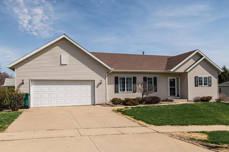 3445 42nd St NW, Rochester, MN 55901
