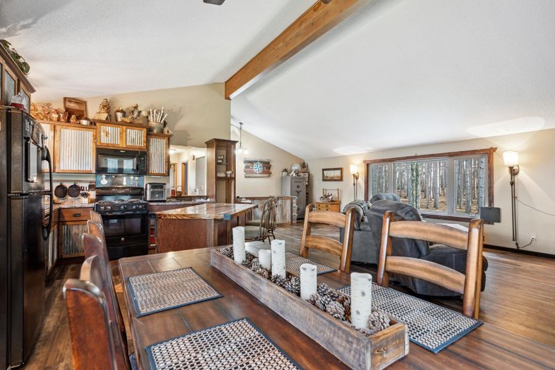 4194 329th Ave NW, Cambridge, MN 55008