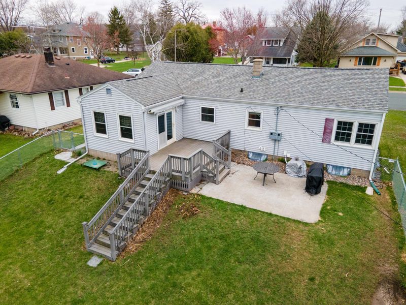 737 Bluff Ave, Saint Charles, MN 55972