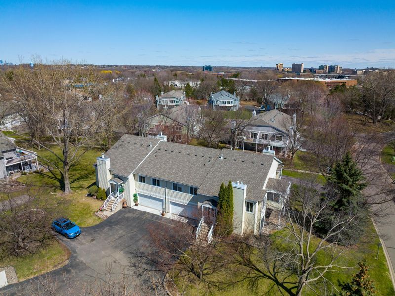 5637 Sanibel Dr, Minnetonka, MN 55343
