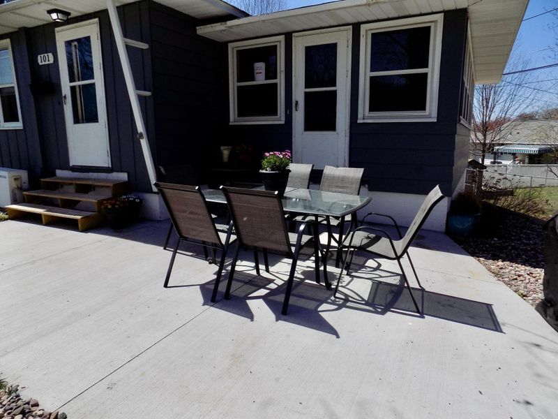 101 Burr Oak Ave NE, Chatfield, MN 55923
