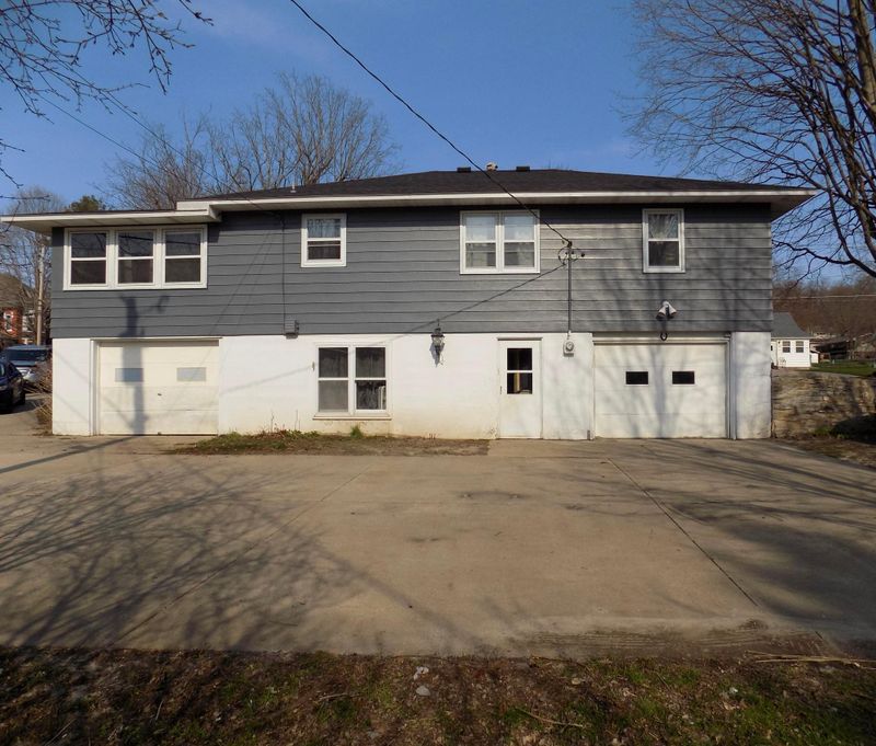 101 Burr Oak Ave NE, Chatfield, MN 55923
