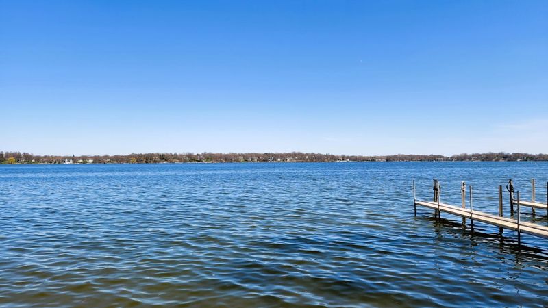1872 Shorewood Ln, Mound, MN 55364