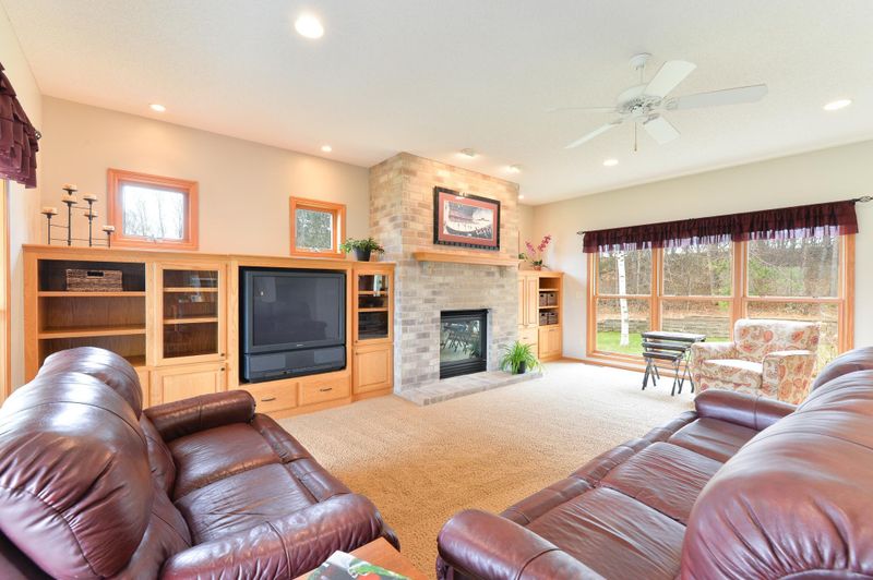 5058 Marquess Trail Ct N, Lake Elmo, MN 55042