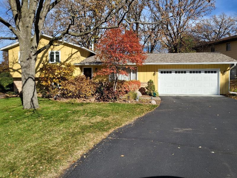 35 67th Way NE, Fridley, MN 55432