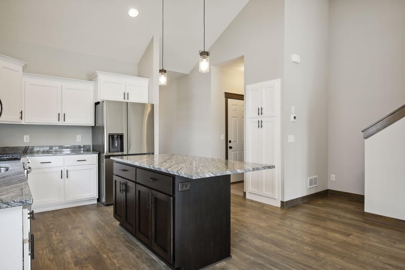 2704 213th St, Farmington, MN 55044