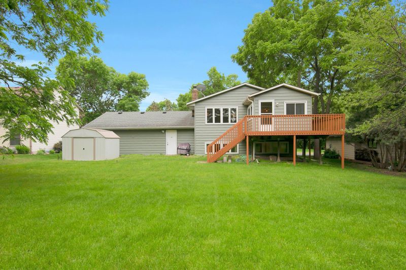 7524 W 101st St, Bloomington, MN 55438