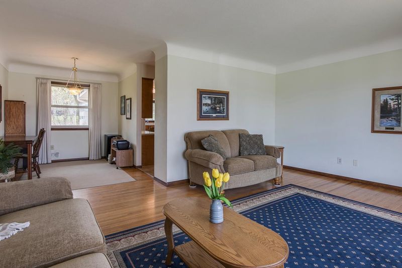 1763 5th St NW, New Brighton, MN 55112