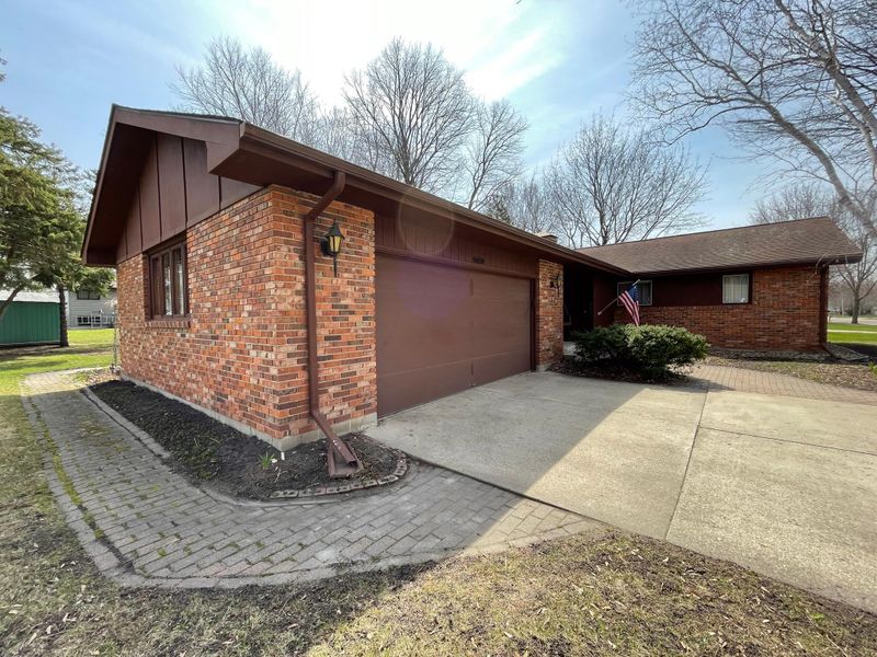 1301 11th St SE, Willmar, MN 56201