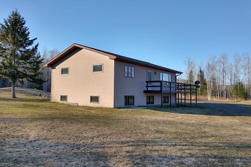 5421 E Highway 61, Hovland, MN 55606
