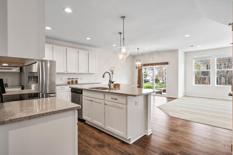 13717 54th Pl N, Plymouth, MN 55446